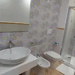 Camelia Bed & Breakfast 3*