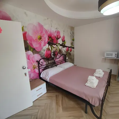 Camelia Oda ve Kahvaltı Vico Equense