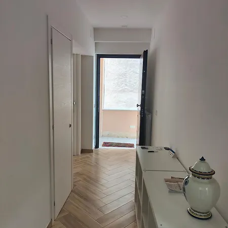 Camelia Vico Equense